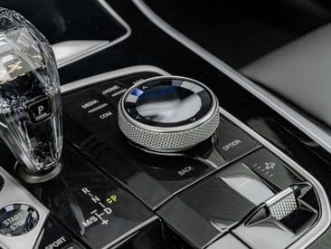 BMW X5 XDrive45e — photo 43