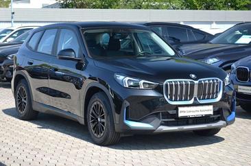 BMW IX1 XDrive30 — photo 2