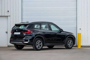 BMW X1 SDrive18i — photo 4