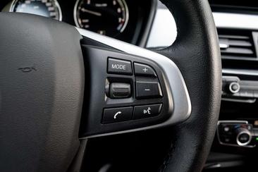 BMW X1 High Executive XDrive25e — photo 17