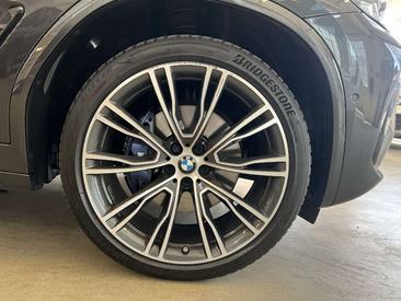 BMW X4 M40i — photo 9