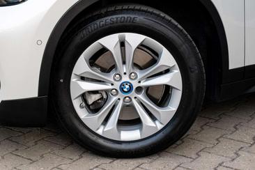 BMW X1 High Executive XDrive25e — photo 25