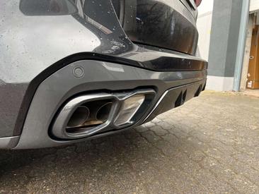 BMW X5 M60 XDrive — photo 14