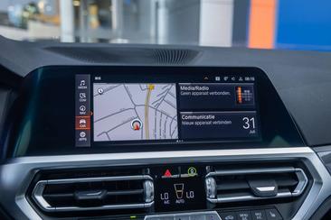 BMW Série 3 Business 330e — photo 35