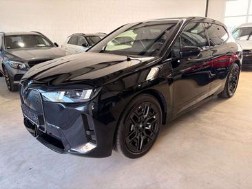 BMW IX M Sport XDrive45 — photo 12