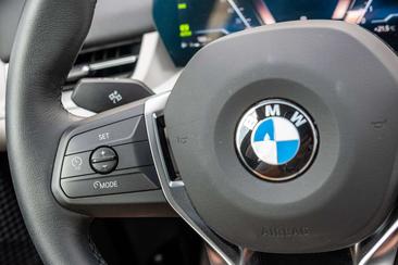 BMW X1 SDrive18i — photo 21
