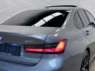 BMW Série 3 M Sport 318i — photo 13