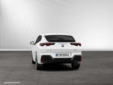 BMW IX2 M Sport XDrive30 — photo 7