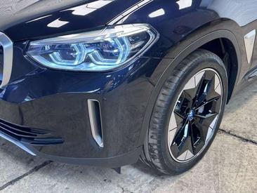 BMW iX3 — photo 6