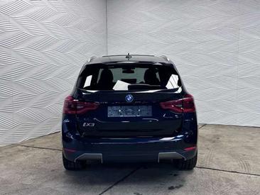 BMW iX3 — photo 8