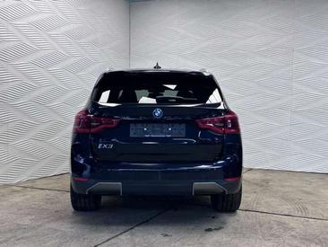 BMW iX3 — photo 9