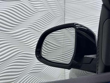 BMW iX3 — photo 21