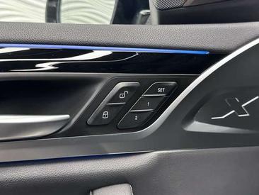 BMW iX3 — photo 22