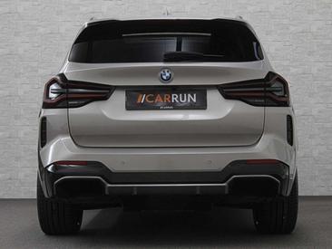 BMW iX3 M Sport — photo 10