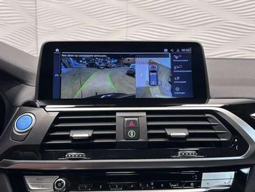 BMW iX3 — photo 35
