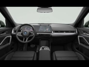 BMW IX1 M Sport EDrive20 — photo 4