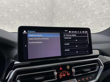 BMW iX3 M Sport — photo 41
