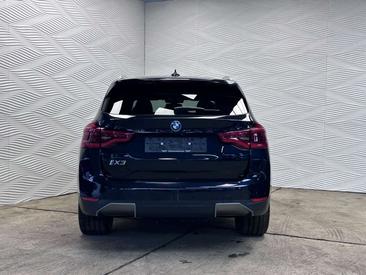 BMW iX3 — photo 9