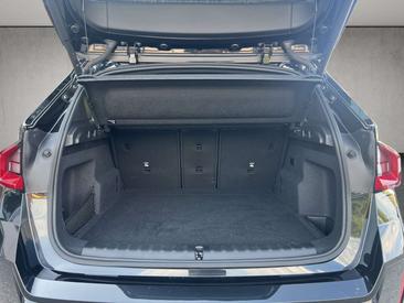 BMW IX1 EDrive20 — photo 16