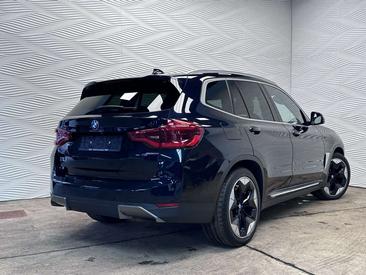 BMW iX3 — photo 12