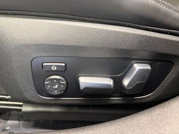 BMW M3 Competition XDrive — photo 5