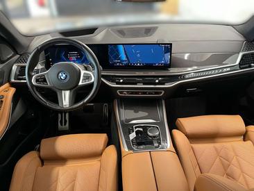 BMW X5 XDrive50e — photo 9