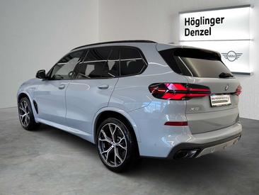 BMW X5 XDrive50e — photo 10
