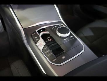 BMW Série 3 318i — photo 12