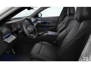 BMW I5 XDrive40 — photo 3