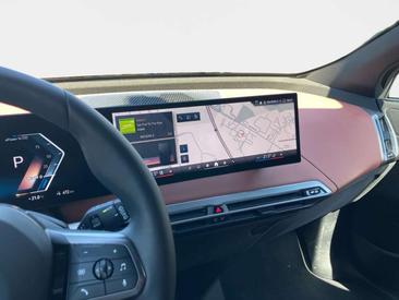 BMW IX M Sport — photo 10