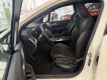 BMW 218i Active Tourer M Sport — photo 5