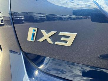 BMW iX3 Impressive — photo 20