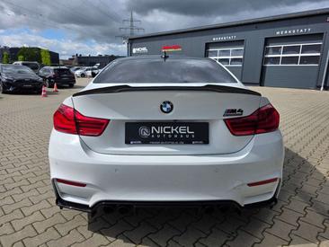 BMW M4 Coupé M4 Competition — photo 3