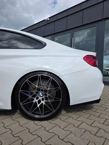BMW M4 Coupé M4 Competition — photo 4