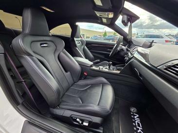 BMW M4 Coupé M4 Competition — photo 15