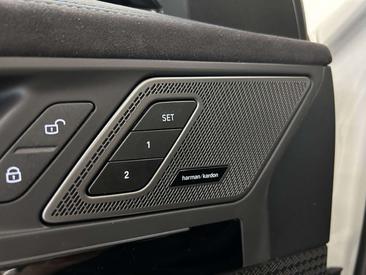 BMW IX2 M Sport EDrive20 — photo 16