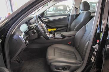 BMW Série 5 Touring 520d — photo 8