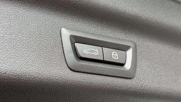 BMW IX1 M-Sport XDrive30 — photo 35