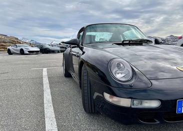 Porsche 993 Carrera 4S — photo 2
