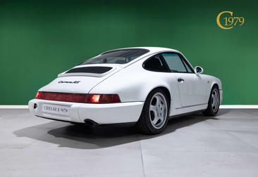 Porsche 964 Carrera — photo 8