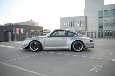 Porsche 993 Carrera 2 — photo 8