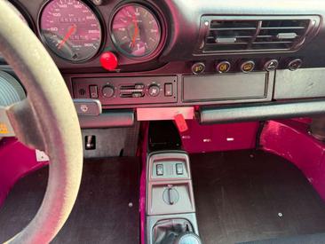 Porsche 964 — photo 17