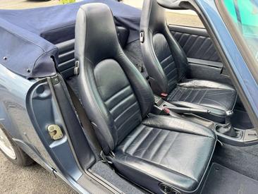 Porsche 964 Carrera 2 — photo 17