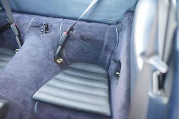 Porsche 993 Carrera 2 — photo 25