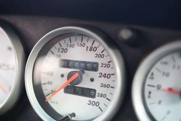 Porsche 993 Carrera 2 — photo 27