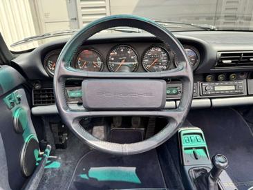 Porsche 964 Carrera 2 — photo 20