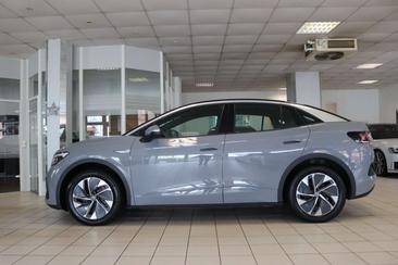 Volkswagen ID.5 Pro — photo 9