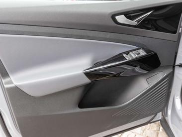 Volkswagen ID.4 — photo 10