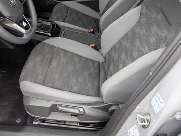 Volkswagen ID.4 — photo 11