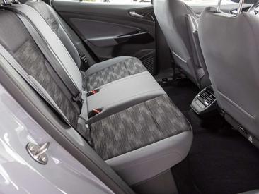 Volkswagen ID.4 — photo 21